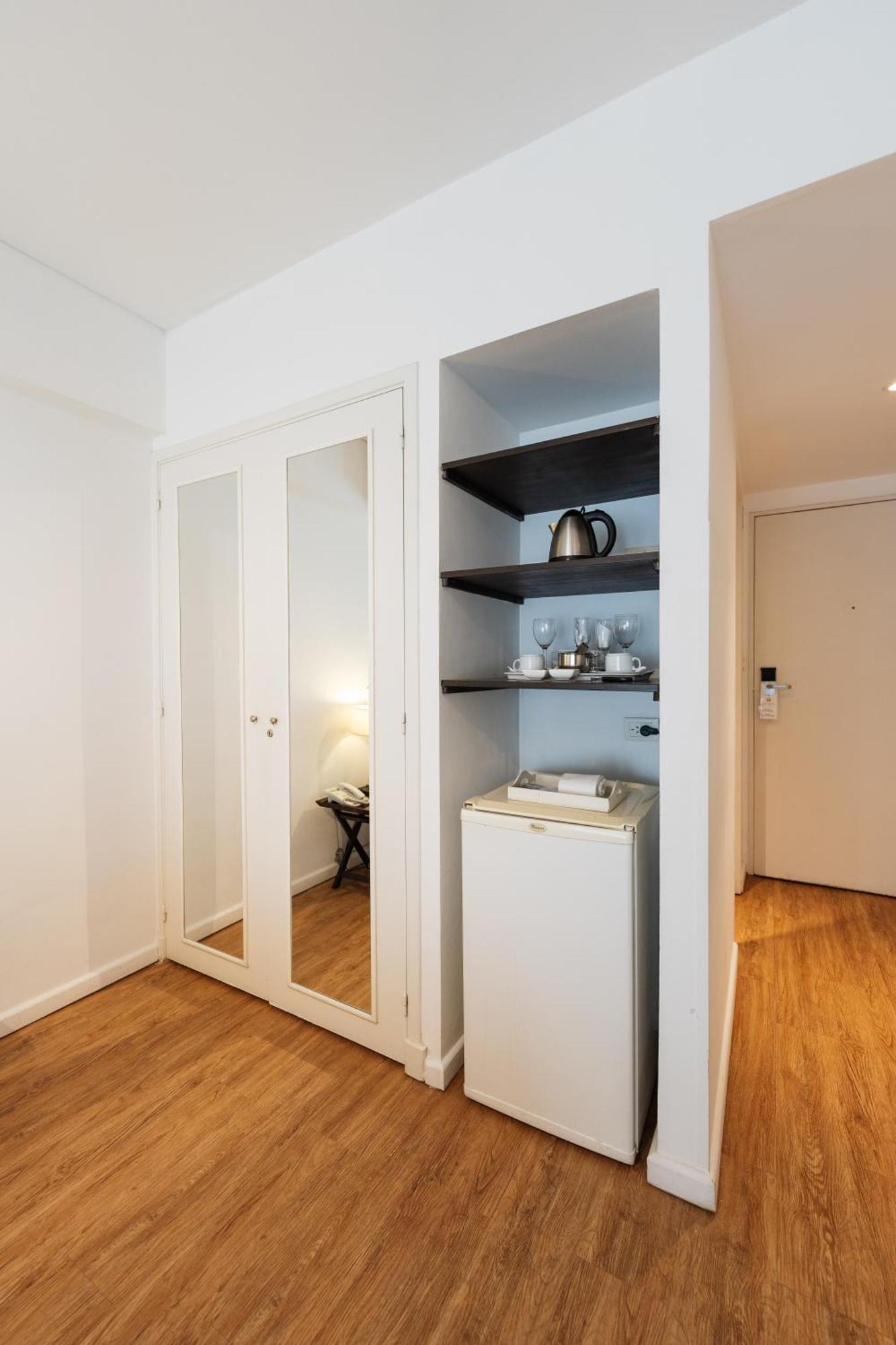 Loi Flats Buenos Aires Hotel Екстериор снимка